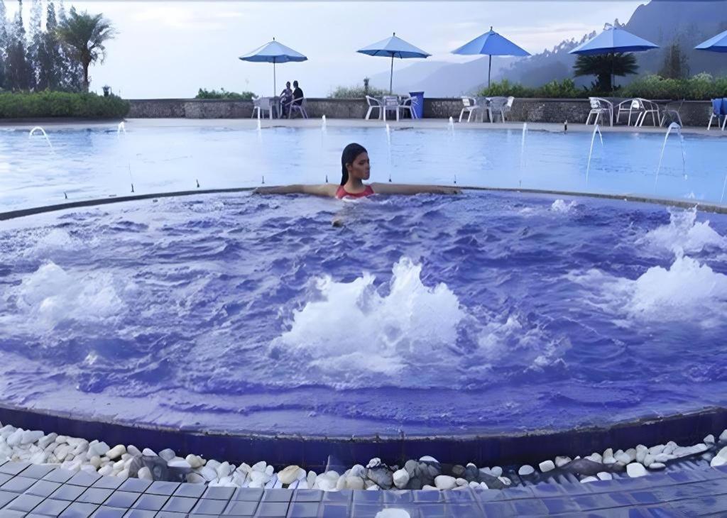 Hotel Niagara Parapat Εξωτερικό φωτογραφία